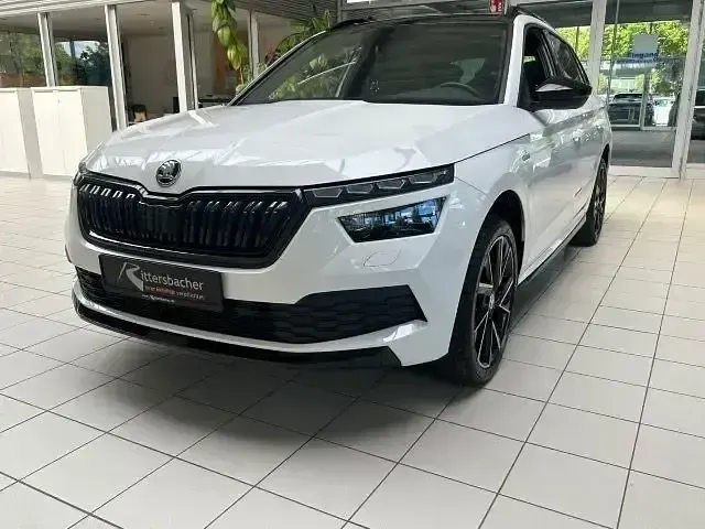 Gebraucht Skoda Kamiq Monte Carlo 150 PS (110 kW) 2022 Candyweiss SUV