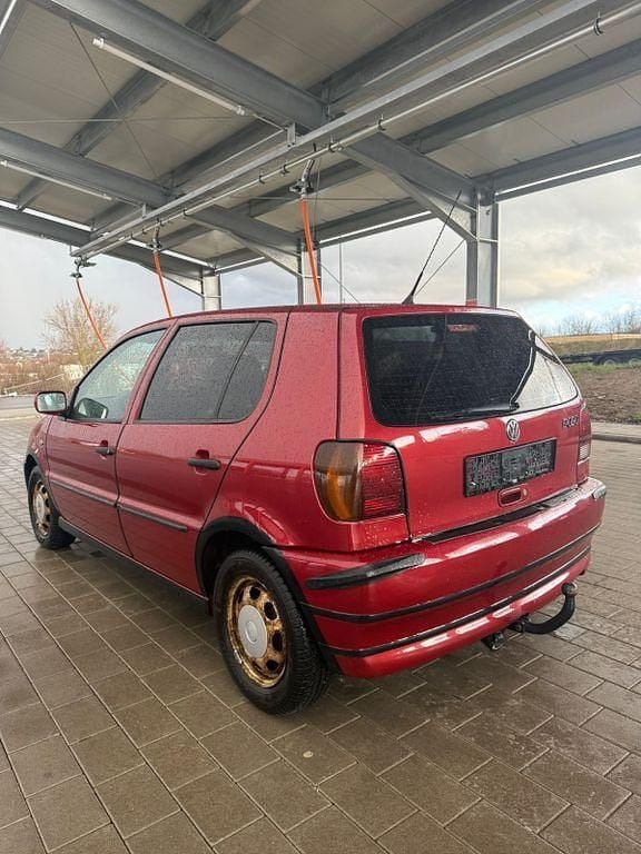 Gebraucht VW Polo 60 PS (44 kW) 1999 Rot Limousine