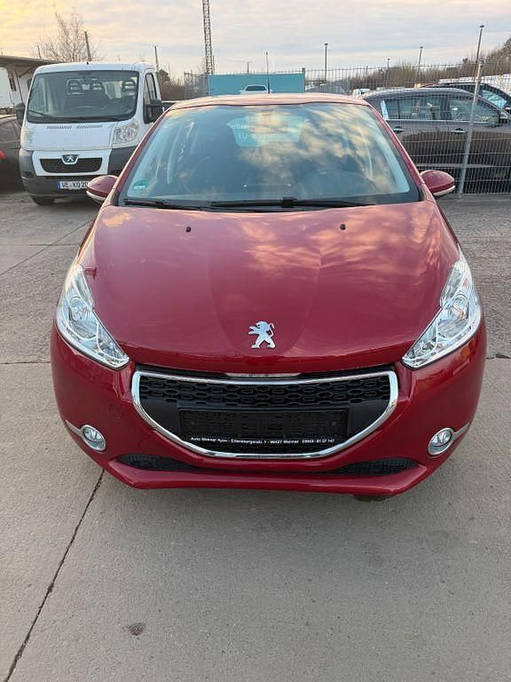 Gebraucht Peugeot 208 Active 68 PS (50 kW) 2015 Kleinwagen