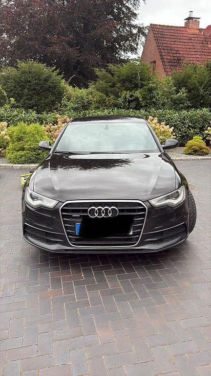 Schwarz Gebraucht 2011 Audi A6 Sport Limousine | 17.500 € - Bild 1/4