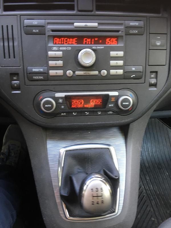 Rot Gebraucht 2008 Ford C-MAX Van / Kleinbus | 750 € (Superpreis) - Bild 1/4