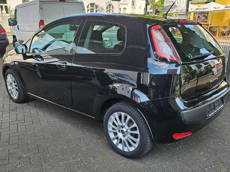 Carbon schwarz Gebraucht 2010 Fiat Punto Racing Kleinwagen | 3.100 € (Fairer Preis) - Bild 1/4