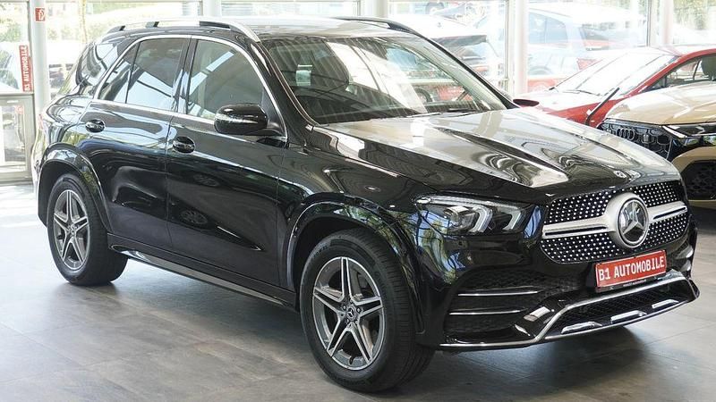Gebraucht Mercedes GLE300 AMG 269 PS (197 kW) 2023 Schwarz SUV