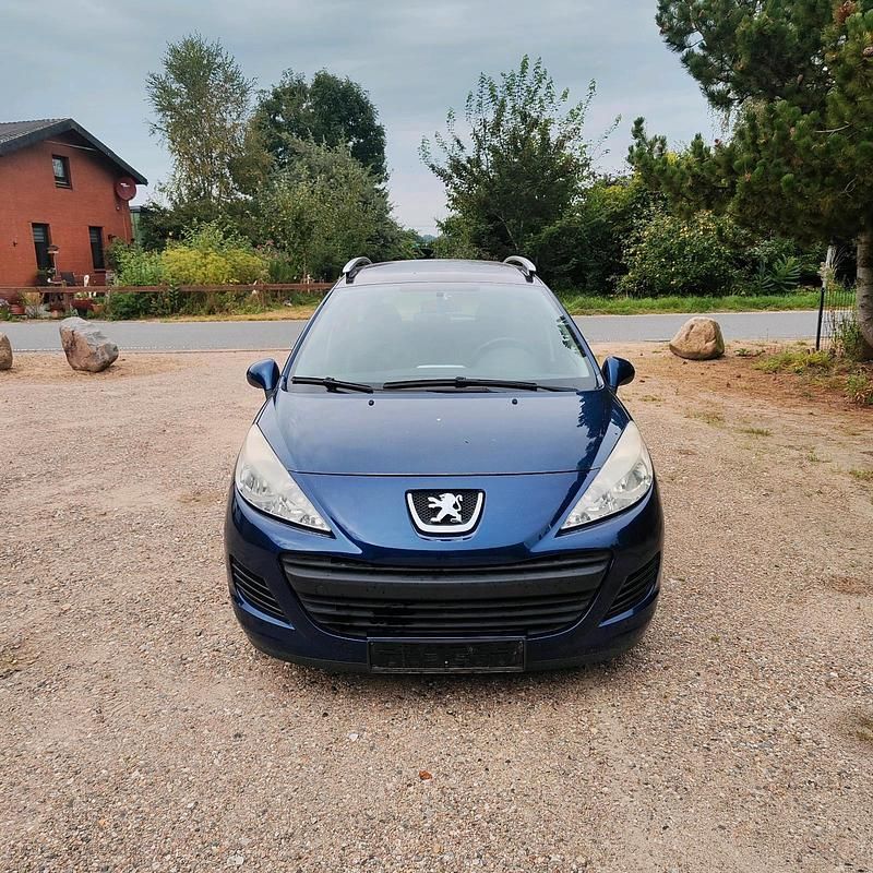 Blau Gebraucht 2010 Peugeot 207 Kombi | 2.800 € (Guter Preis) - Bild 1/4