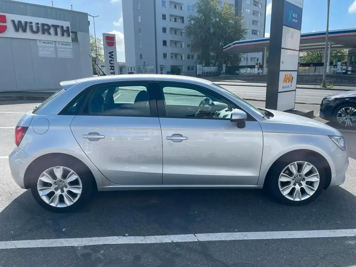 Occasion Audi A1 Ambition 122 ch (89 kW) 2014 Argent Citadine