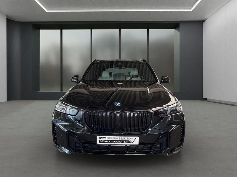 Gebraucht BMW X5 Sport Line 489 PS (359 kW) 2024 Schwarz / saphirschwarz (metallic) SUV