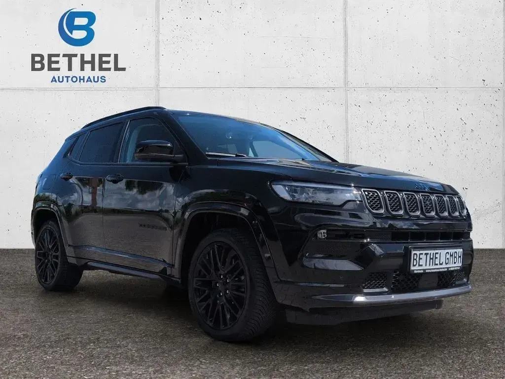 Gebraucht Jeep Compass 181 PS (133 kW) 2022 Schwarz (metallic) SUV