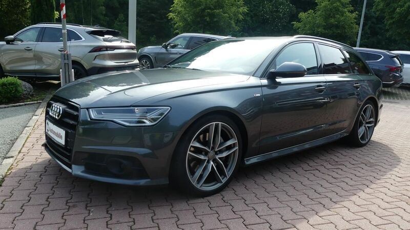 Grau (metallic) Gebraucht 2016 Audi A6 S-Line Kombi | 25.990 € - Bild 1/4