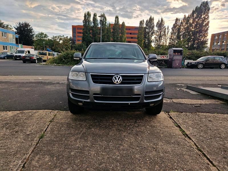 Grau Gebraucht 2004 VW Touareg SUV | 2.800 € (Superpreis) - Bild 1/4