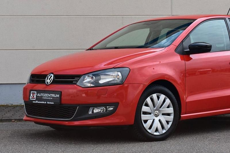 Gebraucht VW Polo Style 69 PS (50 kW) 2011 Rot Kleinwagen