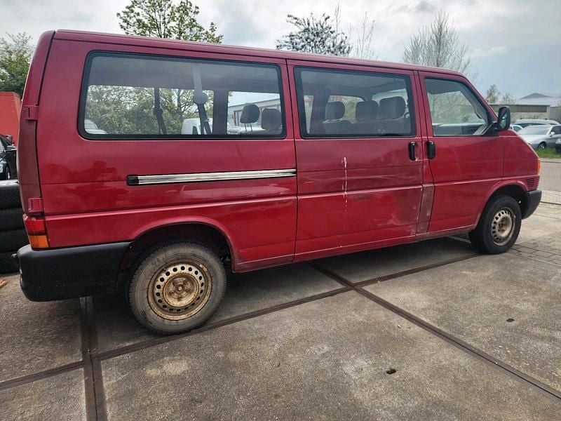 Gebraucht VW Transporter 102 PS (75 kW) 1997 Rot Van