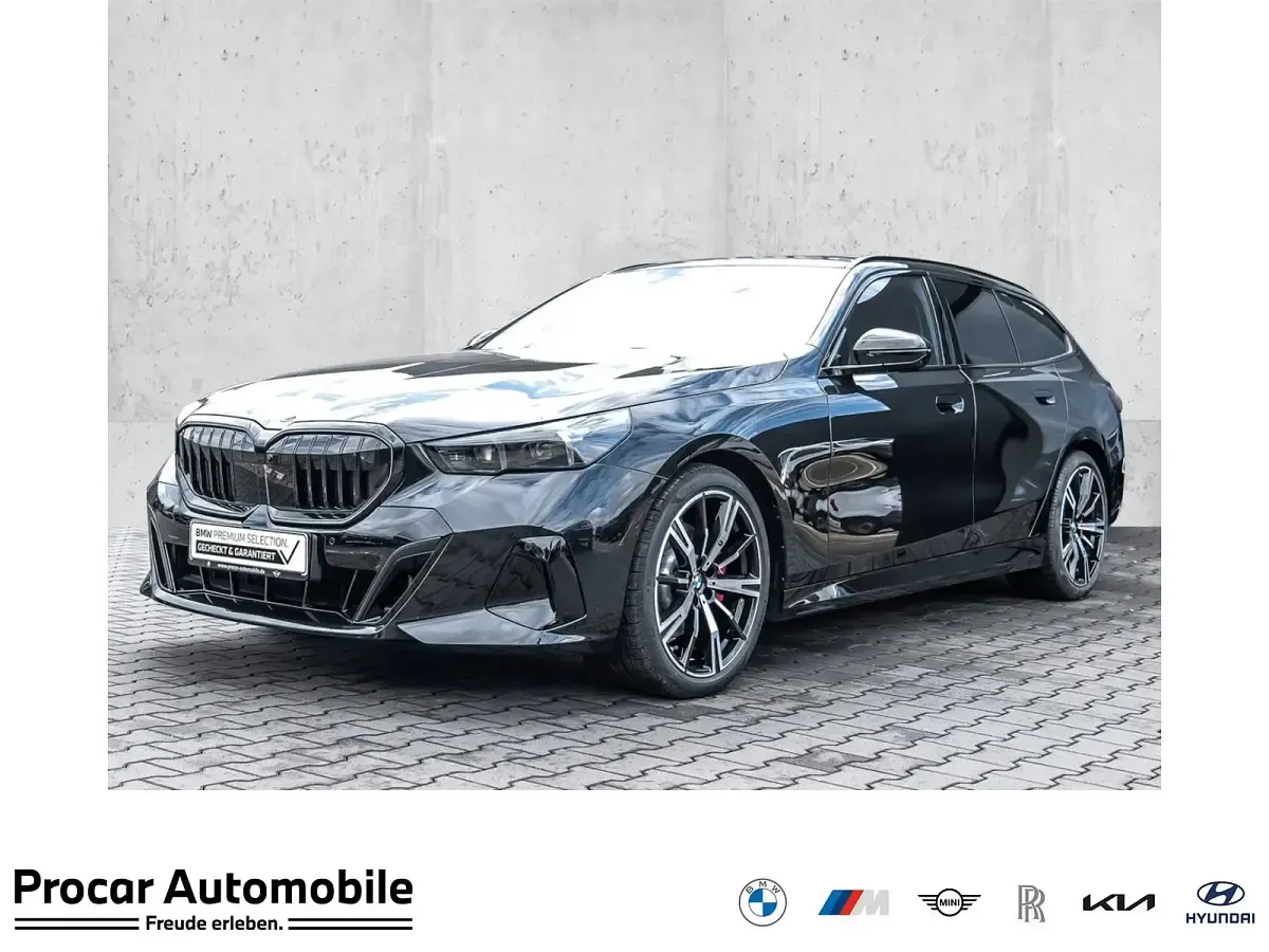 Gebraucht BMW 520 M Sport 360 PS (264 kW) 2025 Kombi