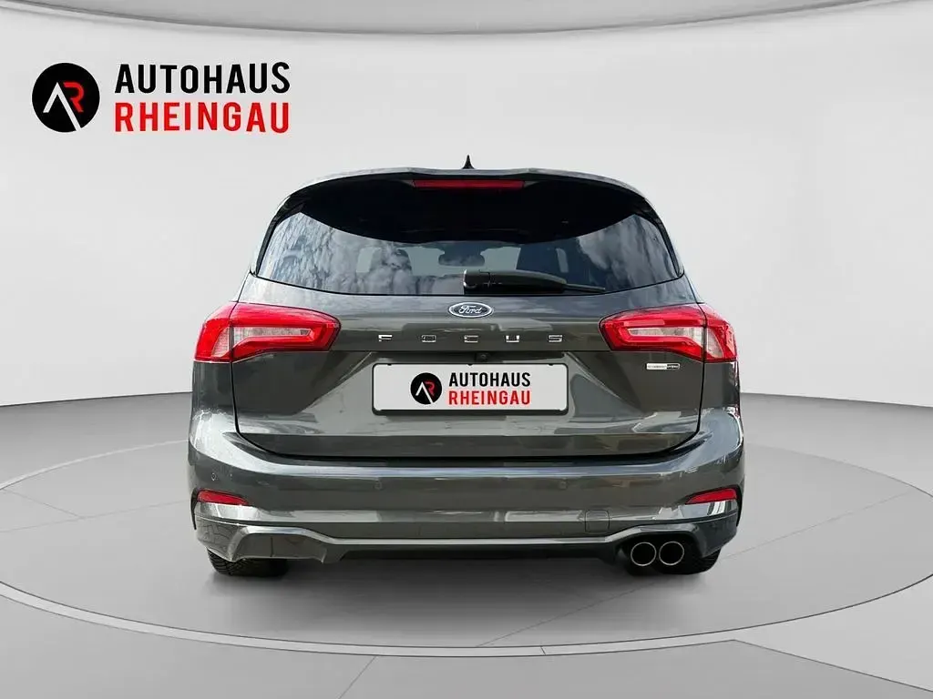 Gebraucht Ford Focus ST-Line 125 PS (91 kW) 2020 Silber Limousine