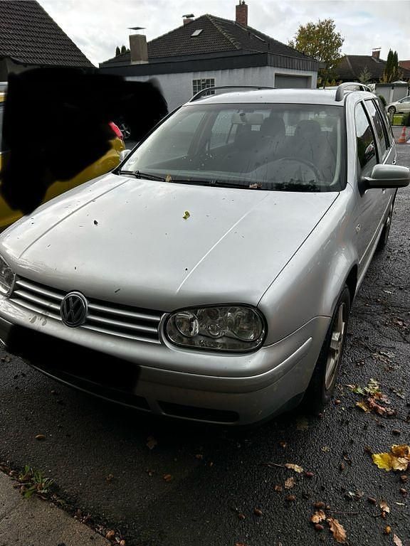 Silber Gebraucht 2006 VW Golf V Pacific Kombi | 1.500 € (Superpreis) - Bild 1/4