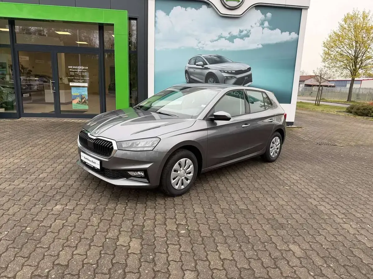 Neu Skoda Fabia Selection 95 PS (69 kW) 2026 Graphitegrau metallic Kleinwagen