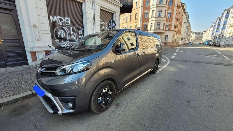 Gebraucht 2017 Toyota Proace Verso Kombi | 21.500 € (Superpreis) - Bild 1/4