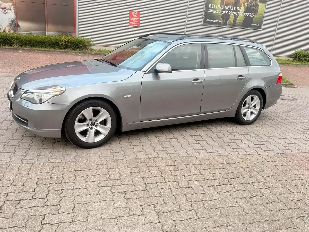 Używany BMW 530 235 KM (172 kW) 2009 Szary Kombi