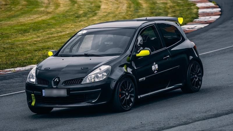 Schwarz Gebraucht 2007 Renault Clio R.S. R.S. Kleinwagen | 12.950 € (Teuer) - Bild 1/4