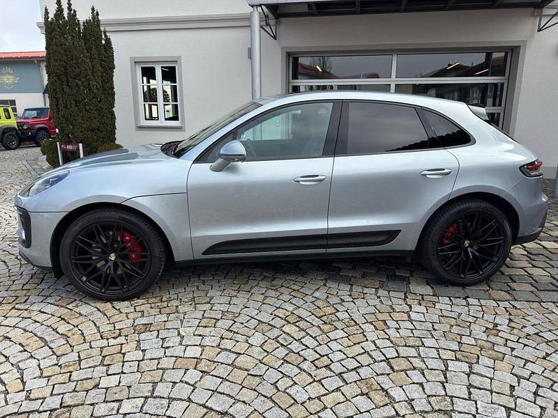Gebraucht Porsche Macan S 381 PS (280 kW) 2023 Dolomitsilbermetalic SUV