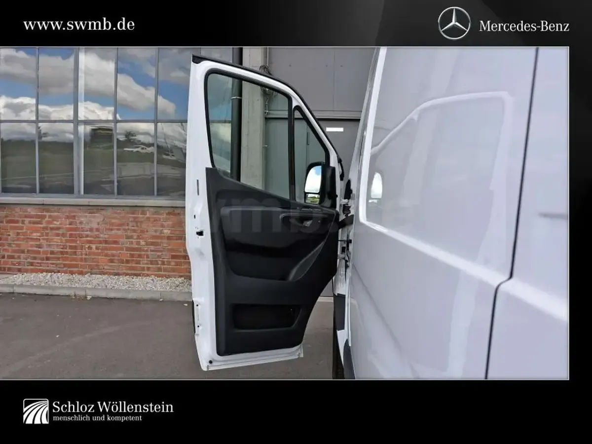 Gebraucht Mercedes Sprinter 170 PS (125 kW) 2024 Weiß Van