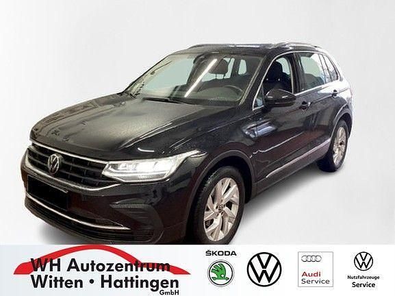 Gebraucht VW Tiguan Move 150 PS (110 kW) 2023 Deep black perleffekt SUV