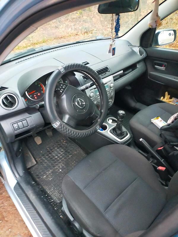 Gebraucht Mazda 2 80 PS (58 kW) 2006 Blau Kleinwagen