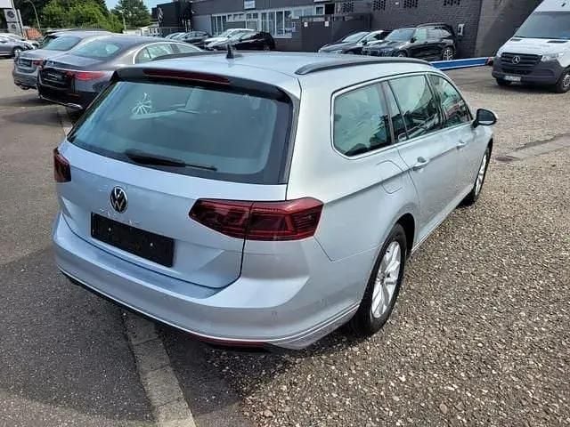 Second-hand VW Passat Business 150 CP (110 kW) 2021 Argintiu Break