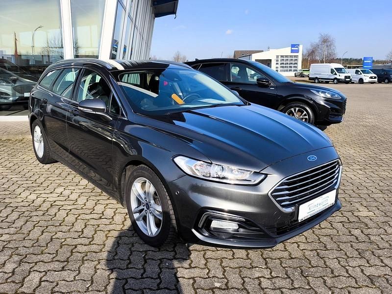 Gebraucht Ford Mondeo Titanium 165 PS (121 kW) 2019 Magneticgrau (metallic) Kombi