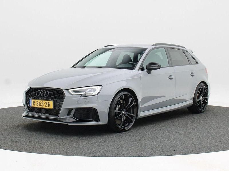 Grau Gebraucht 2020 Audi RS3 Sport Limousine | 39.900 € (Fairer Preis) - Bild 1/4
