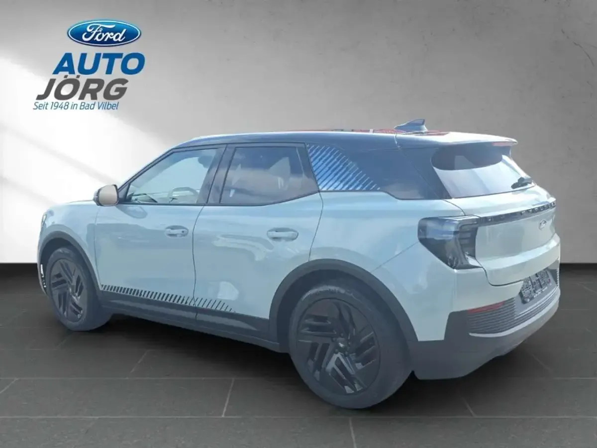 Neu Ford Explorer Extended Range 210 kW (286 PS) 2026 Grau SUV