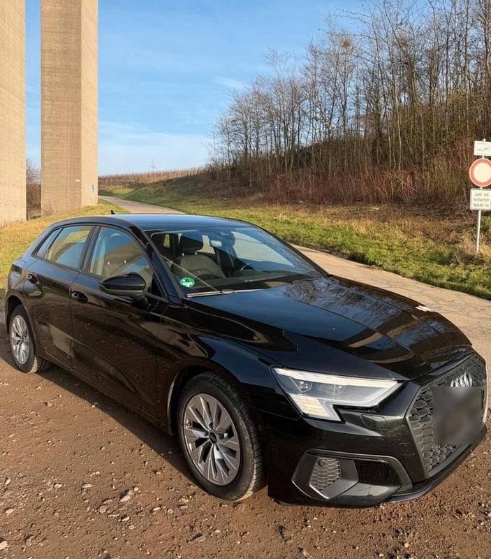 Schwarz Gebraucht 2021 Audi A3 Limousine | 21.499 € (Etwas zu teuer) - Bild 1/4