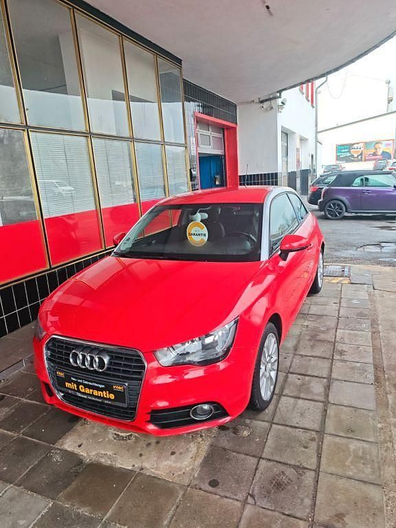 Gebraucht Audi A1 Sport 122 PS (89 kW) 2012 Rot Kleinwagen