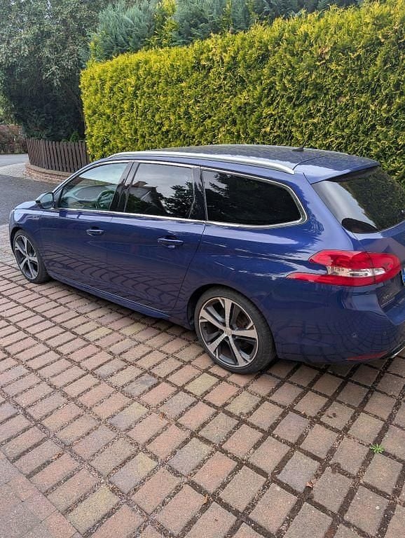 Gebraucht Peugeot 308 SW GT 181 PS (133 kW) 2016 Blau Kombi