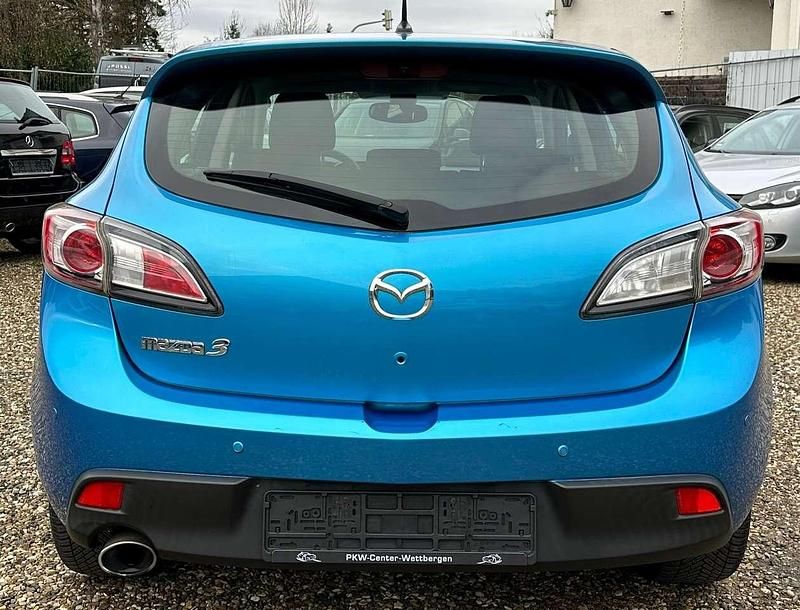Gebraucht Mazda 3 High 105 PS (77 kW) 2009 Arktosblau metallic Kleinwagen