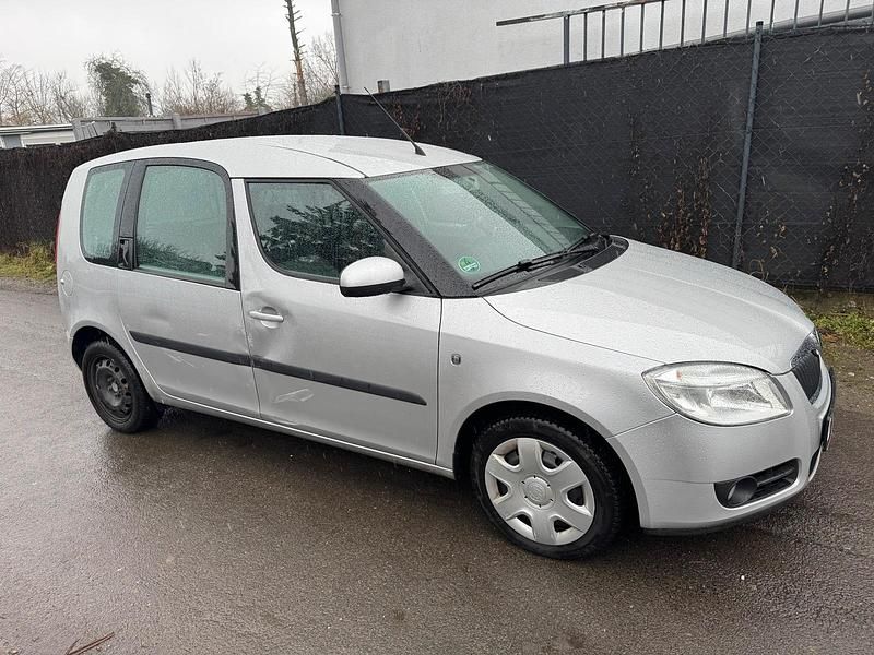 Gebraucht Skoda Roomster 105 PS (77 kW) 2007 Silber Van / Kleinbus