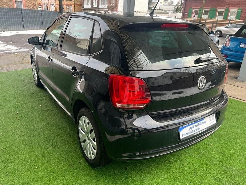 Gebraucht VW Polo 60 PS (44 kW) 2013 Schwarz Limousine