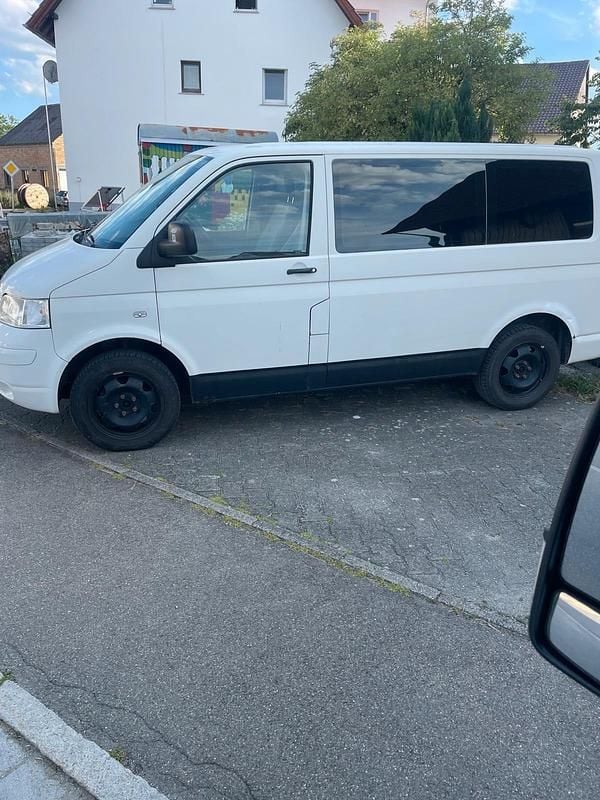 Weiß Gebraucht 2008 VW T5 Van | 3.200 € - Bild 1/4