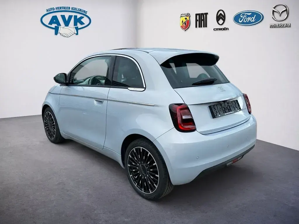 Neu Fiat 500 La Prima 65 PS (47 kW) 2026 Blau Kleinwagen