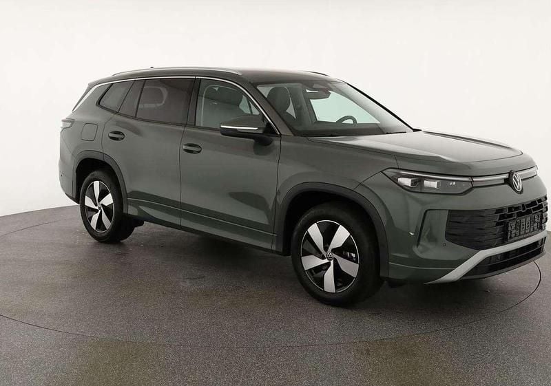 Nightshade blue metallic Neu 2025 VW Tayron Life SUV | 42.045 € (Guter Preis) - Bild 1/4