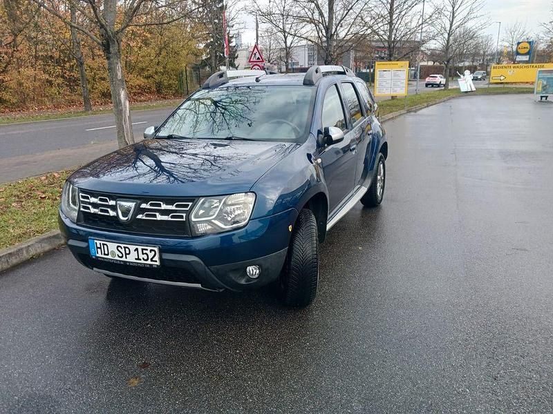 Gebraucht Dacia Duster Lauréate 125 PS (91 kW) 2016 Blau SUV