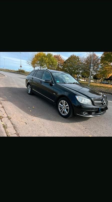 Schwarz Gebraucht 2009 Mercedes C200 Kombi | 5.800 € (Fairer Preis) - Bild 1/4
