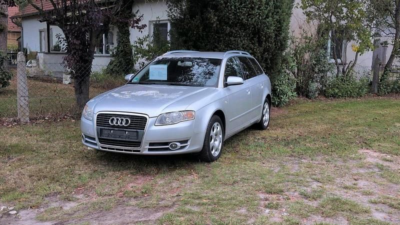 Silber Gebraucht 2005 Audi A4 Kombi | 1.990 € (Guter Preis) - Bild 1/4