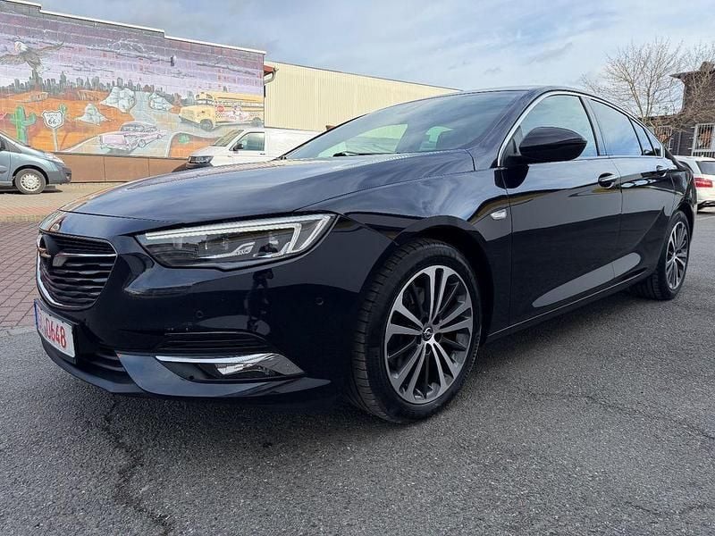 Gebraucht Opel Insignia Innovation 209 PS (153 kW) 2018 Blau Limousine