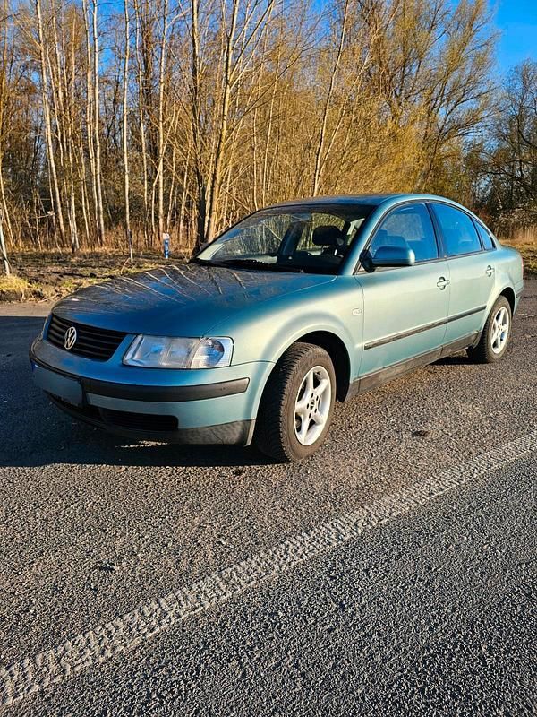Second-hand VW Passat 2000 Berlinǎ