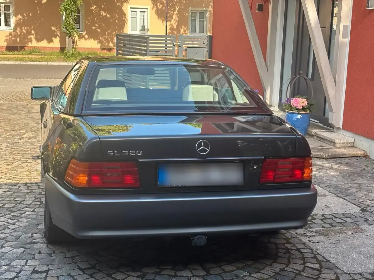 Gebraucht Mercedes SL320 231 PS (169 kW) 1992 Schwarz Cabrio