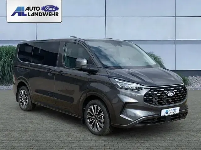 Neu Ford Tourneo Custom Titanium X 170 PS (125 kW) 2026 Magneticgrau (metallic) Van