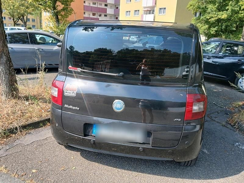 Schwarz Gebraucht 2005 Fiat Multipla Van / Kleinbus | 2.800 € - Bild 1/4