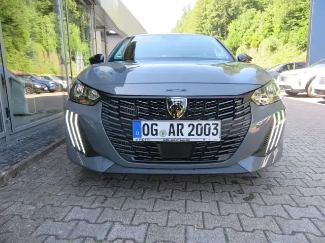 Gebraucht Peugeot 208 Allure 110 PS (80 kW) 2026 Grau Kleinwagen