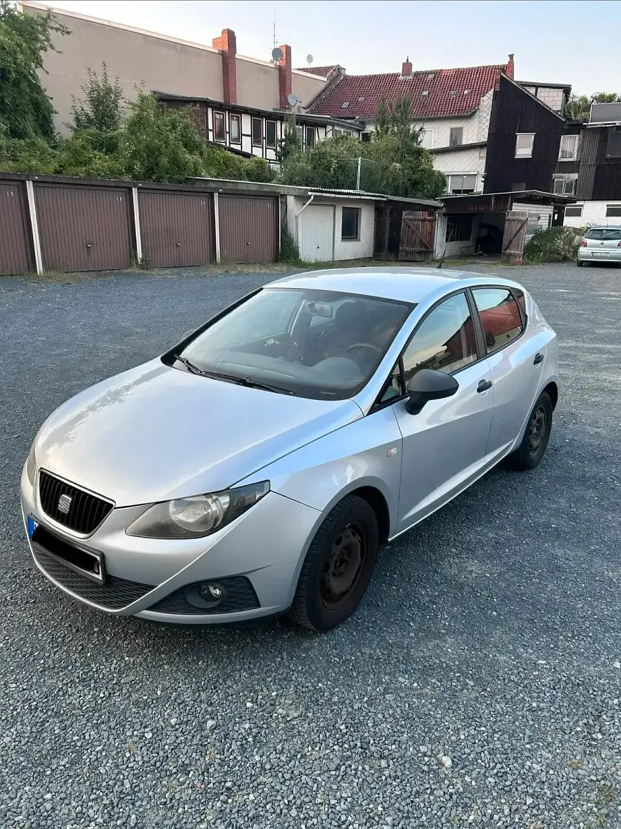 Gebraucht Seat Ibiza 70 PS (51 kW) 2009 Silber Kleinwagen