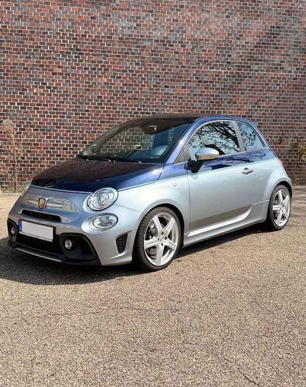 Usata Abarth 695 180 CV (132 kW) 2018 Andere farben Utilitaria